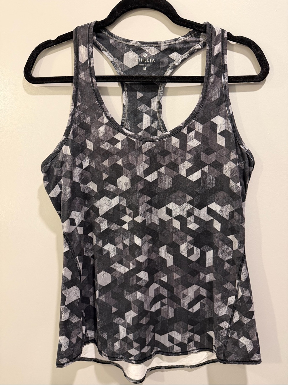 Athleta Geometric Pattern Racerback Athletic Tank Black and Grey Size M